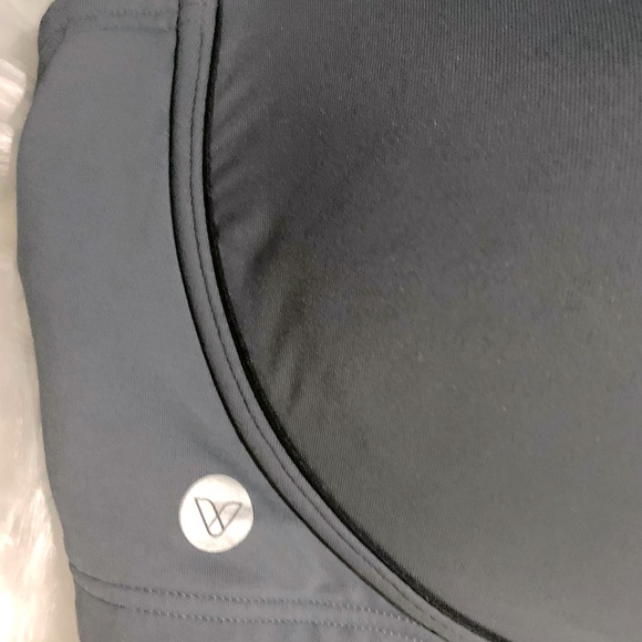 Livi Active 46D High Impact Sports Bra - Picture 2 of 6